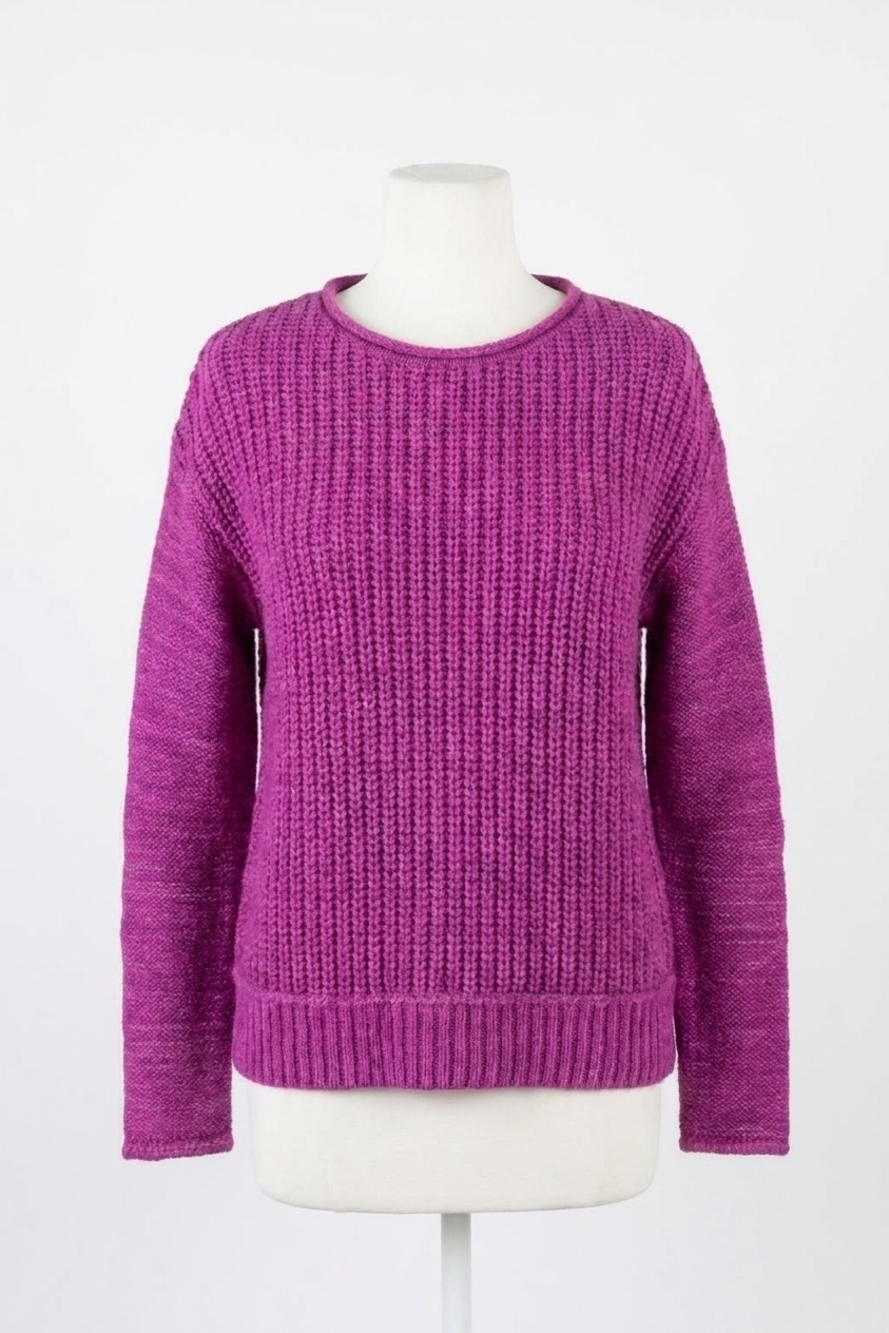 NEW HABITAT easy crew neck sweater in jam